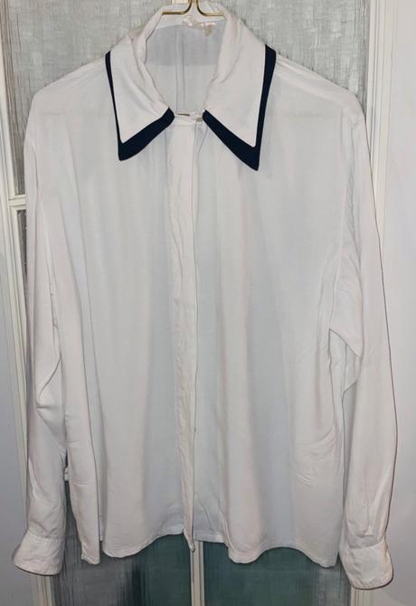 Blúzka z viskozy, 40