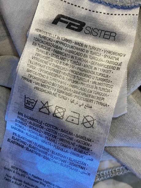 Maskáčové crop top tričko (m), new yorker,m