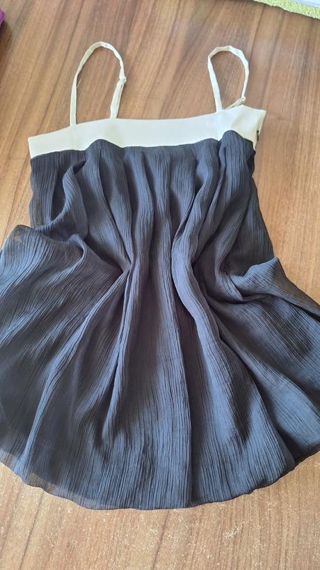 Top na ramienka zn. vila, m