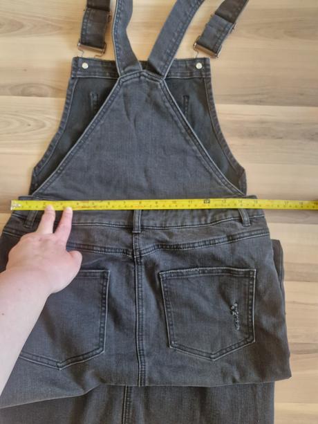 Damske saty na traky znacky simple be, m