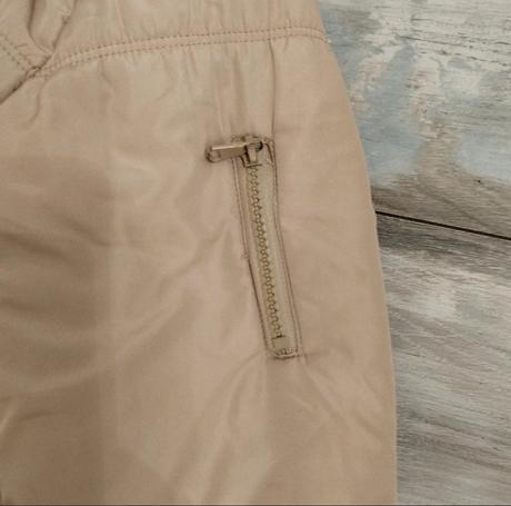 Béžová zateplená bomber bunda s kožušinkovým golie, xl