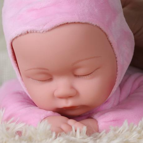 Reborn silikonova real babika s melodiou vel.38 cm,