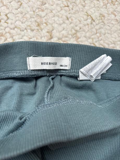 Rebrované zvonove legíny reserved, reserved,146