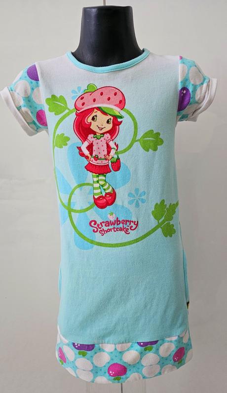 Šaty - tunika s jahôdkou, 104