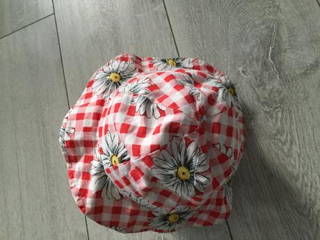 Dievcensky klobuk 6-12 mesiacov, 74