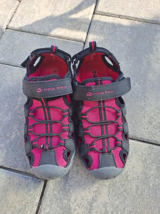 Predám športové sandále, alpine pro,33