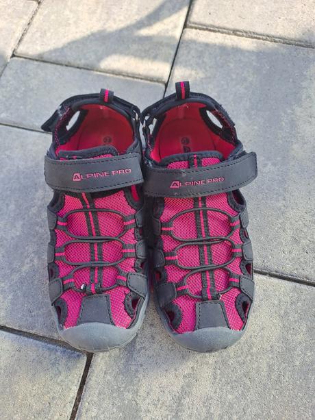 Predám športové sandále, alpine pro,33