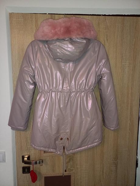 Dievčenska bunda, 140