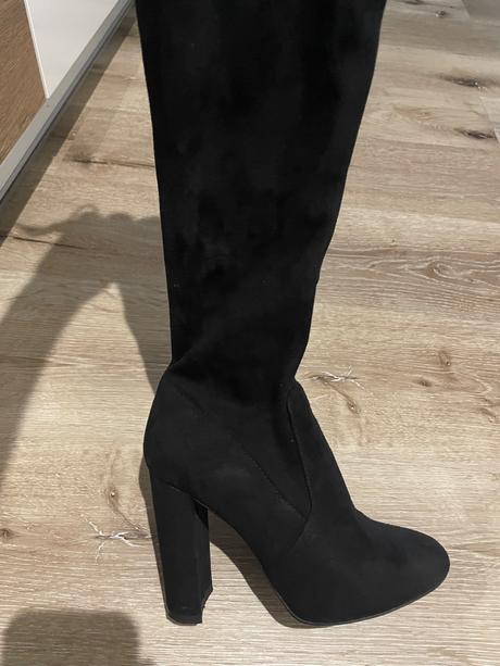 Cizmy nad kolena, baťa,36