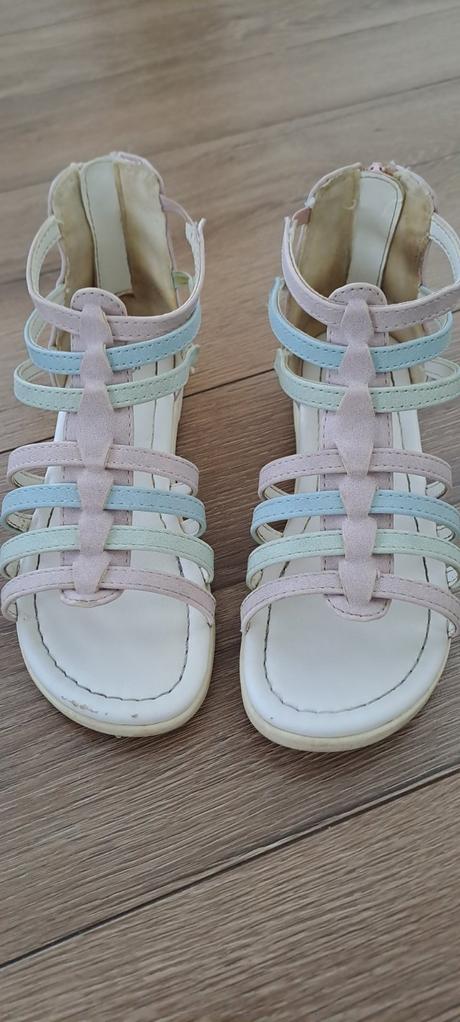 Sandále, cupcake,30