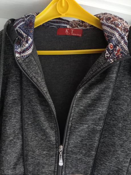 Bunda s kapucňou, l