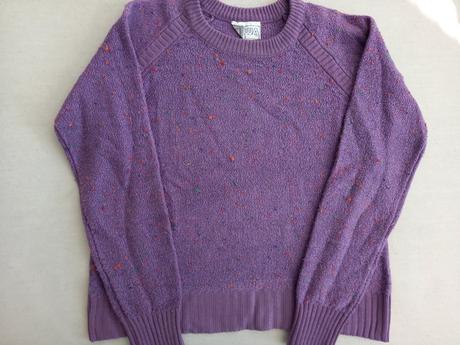 Fialovy sveter, m