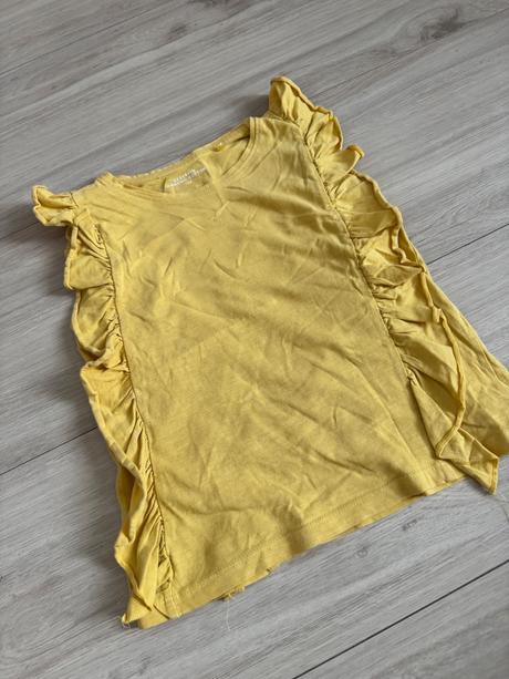 Žlte tričko s volanom, reserved,134