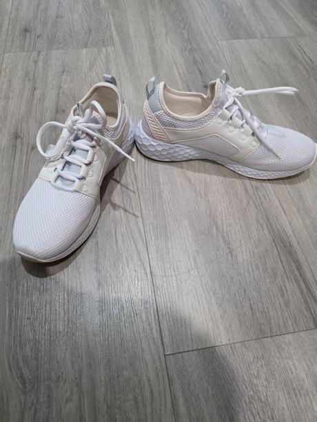 Tenisky, 40