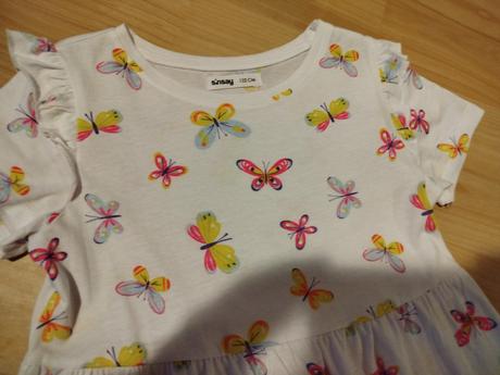 Predám 2ks triciek, sinsay,122 / 128