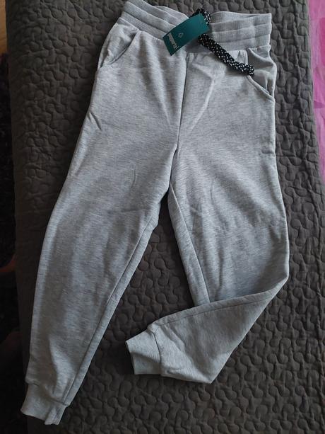 Teplaky, pepperts,134 / 140