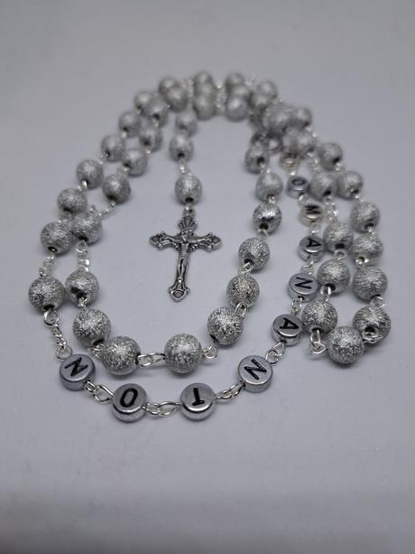 Ruženec s menom a dátumom e165,