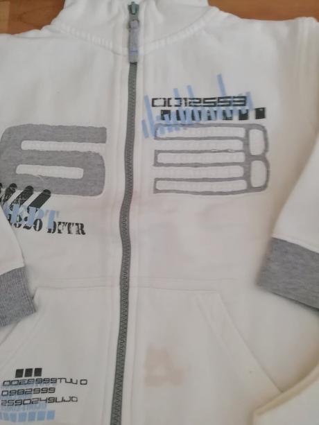 Balik oblecenia (nohavice, pulovre, tricka), 104–116