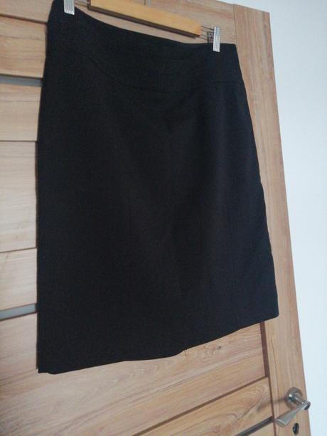 Elegantná čierna sukňa, h&m,44