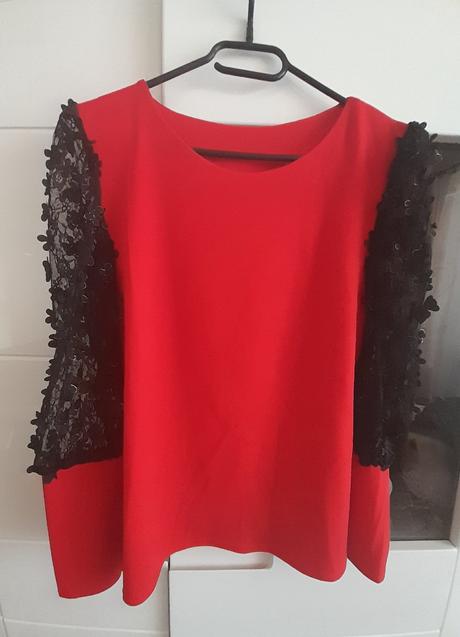 Krásna červená blúzka s čiernou čipkou, 36