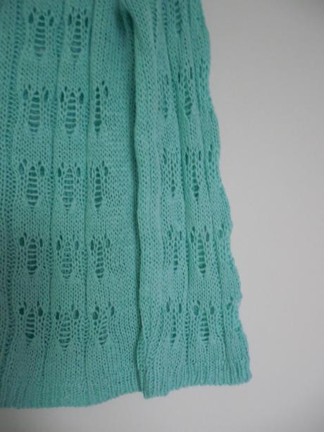 Tyrkysový štrikovaný sveter, 