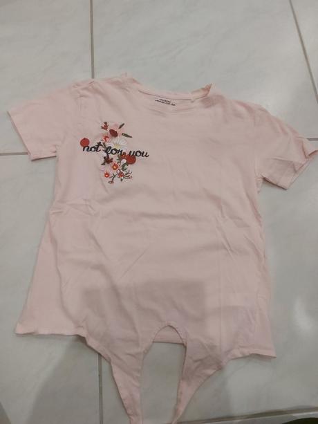 Tricko, reserved,152