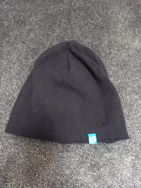 Ciapka darujem unisec 12-18 mes, <50