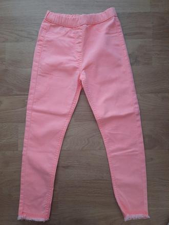 Nohavice na leto 7 rokov, 128