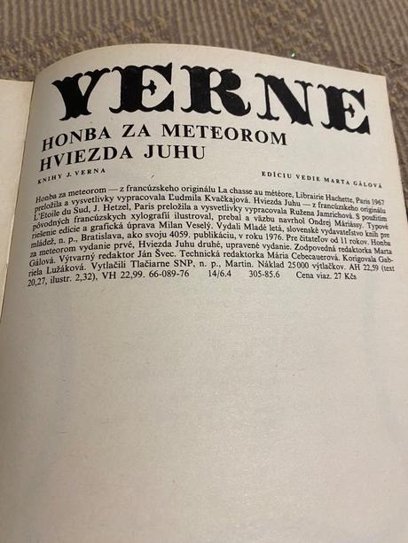 Retro kniha honba za meteorom hviezda juhu 1976,