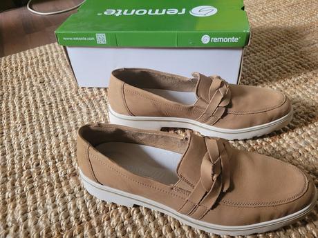 Kožené poltopánky, 44