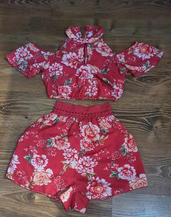 Šortky + crop top - súprava málo nosená, amisu,32