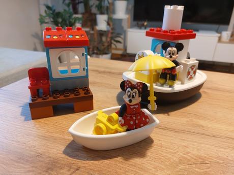 Lego duplo mickey na lodi 10881,