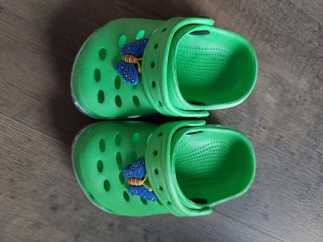 Detske crocsy, 18