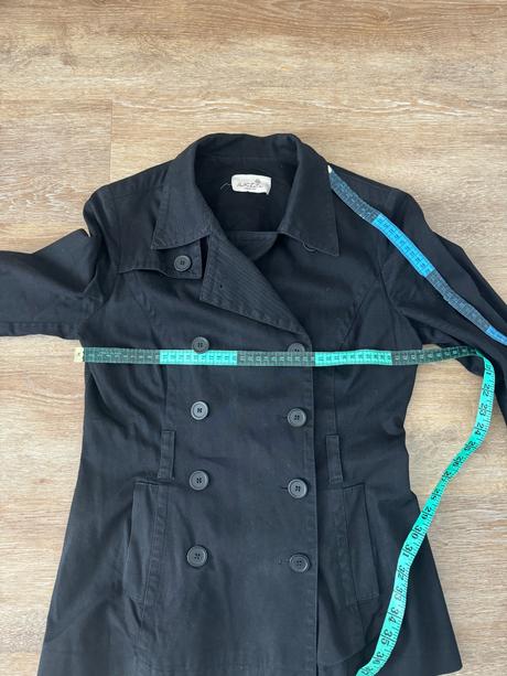 Čierny kabátik e-vie, e-vie,s