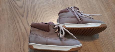 Prechodne topanky, 25