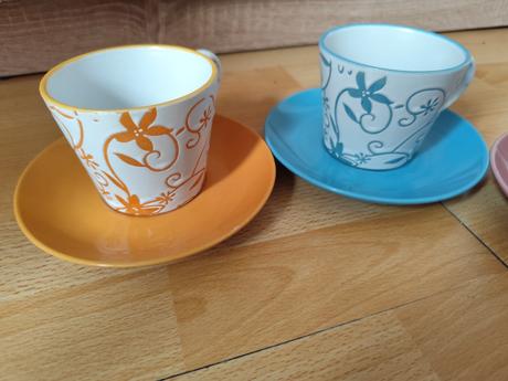 Šálky s podšálkami 8ks + 8 ks, 