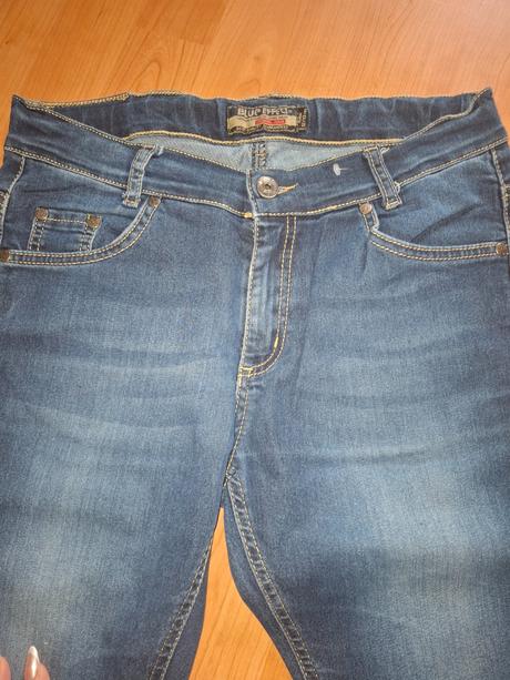 Chlapčenske rifle, 158