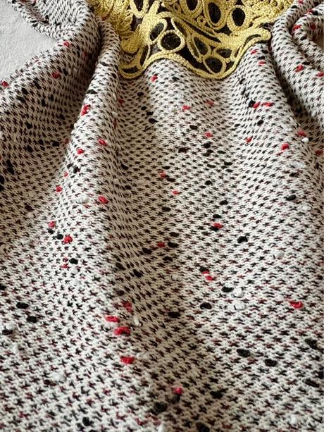 Elegantný sveter so sovičkou, s