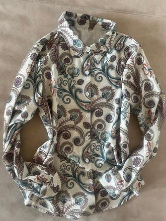 Pekná štýlová blúzka, s