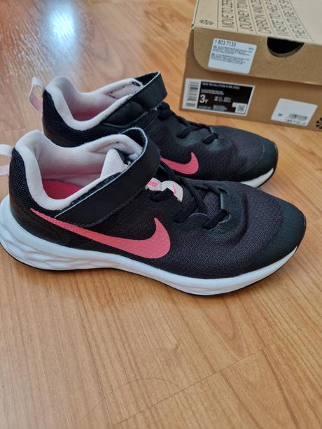 Botasky, nike,35