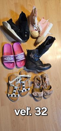 Topánky, 32