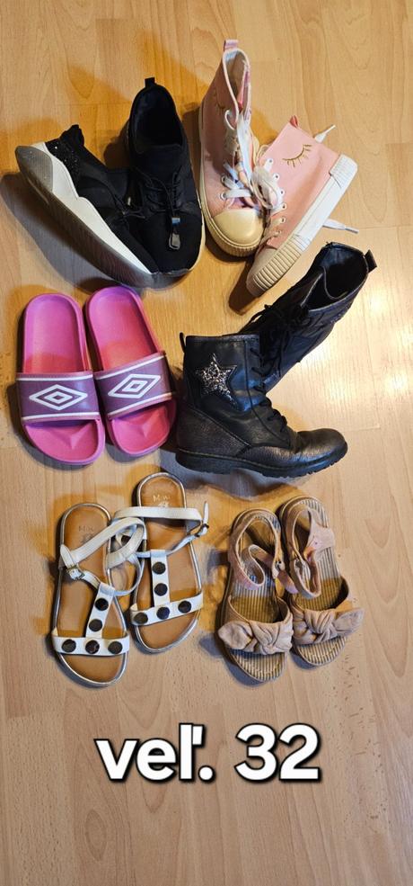 Topánky, 32