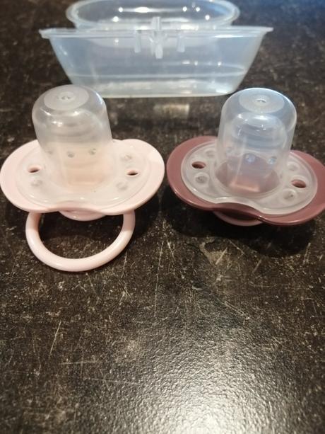 Šnurka na cumlik, cumlíky 2ks, mam