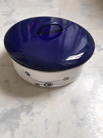 Smaltovaná miska s pokrievkou, 