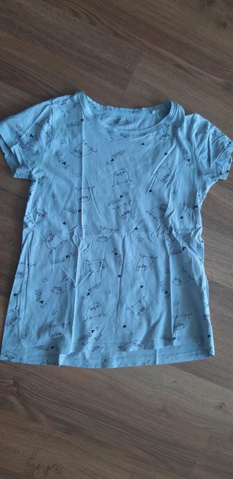 Tricko, reserved,152