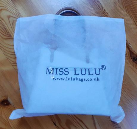 Béžová kabelka, miss lulu