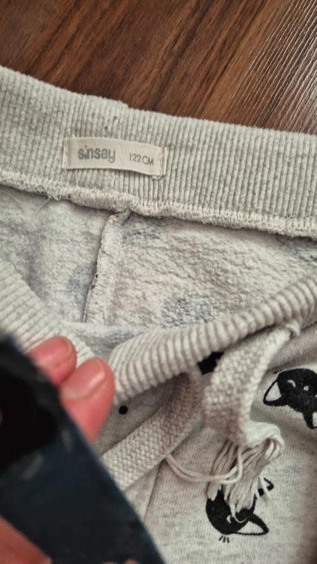 Čierne teplaky + 2x teplaky k nim darujem, kiki&koko,122