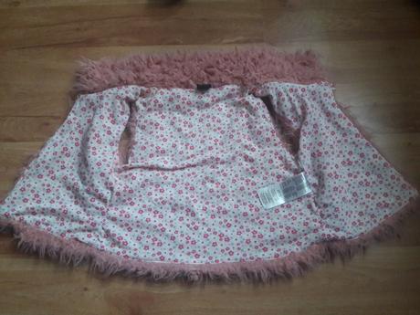 Huňatá vestička, 104