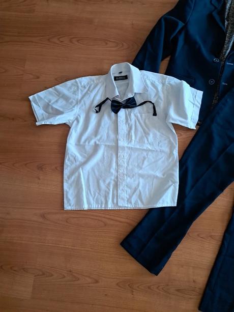 Oblek, košeľa, motýlik č. 152, 152