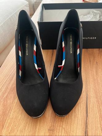 Lodicky th, tommy hilfiger,38